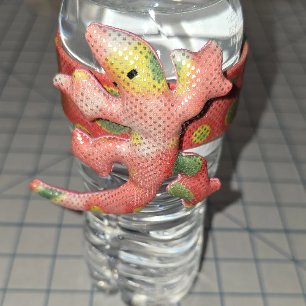Sparkly Gecko Slap Bracelet 2010 Pink Green Yellow Silver, Poof Slinky Preloved‎